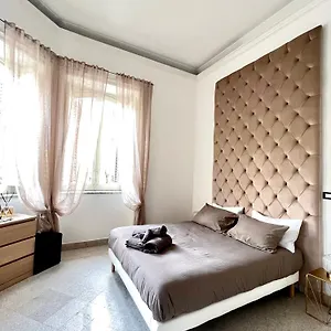  Frühstückspension Aristocasa Luxury Italien