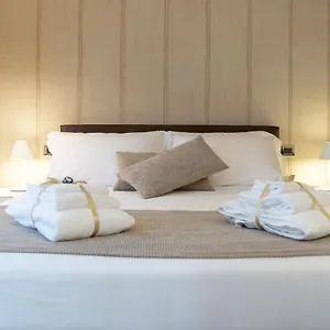 Bed & Breakfast Palazzo Perrotta **